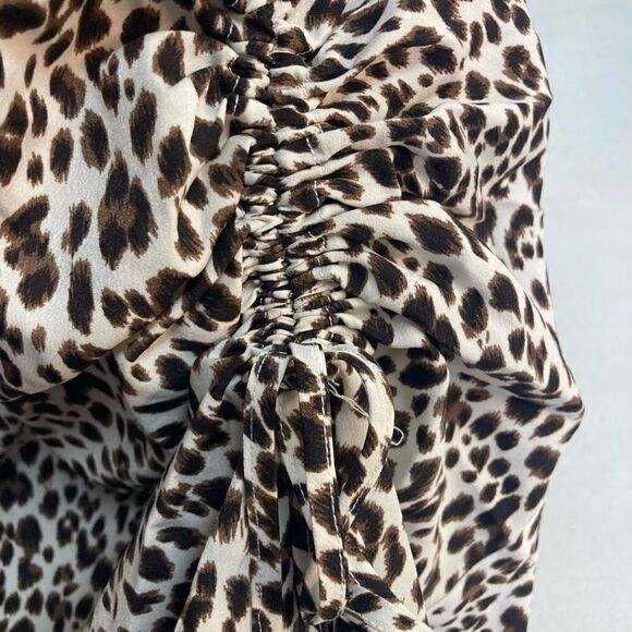 VERY J Ruched Animal Print Midi Skirt Size Large  Hand Measures Smaller - Picture 10 of 10
